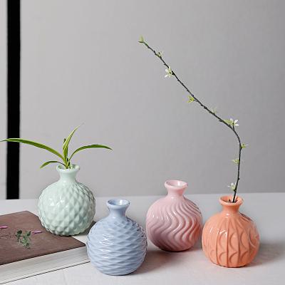 China Not easy to deform simple modern European ceramic vase Mini Hydroponic Flower Decoration to living room for sale