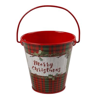 China Europe Metal Decoration Barrel Festival Celebration Christmas Candy Iron Bucket for sale