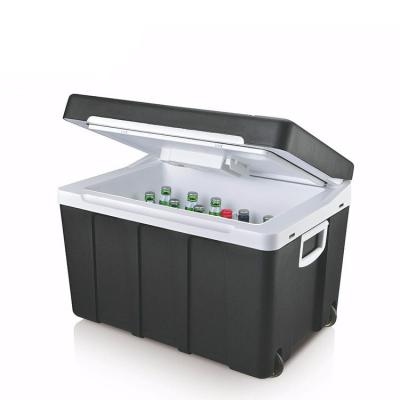 China 12v outdoor cooler cooler box cold tools chest car refrigerator small refrigereator freezers 12v camping refrigereators for sale