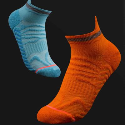 China High Quality Breathable Compression Unisex Custom Sport Designer Logo Cotton Grip Tennis Running Sock for sale