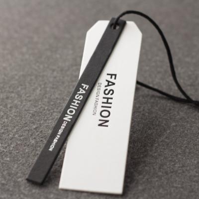 China Sustainable Clothing Hang Tags Brand Apparel Accessories Paper Label Men's Women's Clothing Label for sale