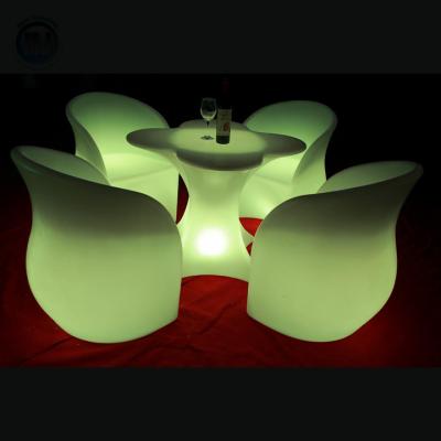 China Nightclub bar new products battery power remote control glowing nightclub led table for bar for sale