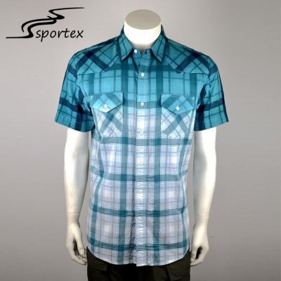 China Gradient Grid Short Shirt For Man , Mens Casual Short Sleeve Shirts Plus Size for sale