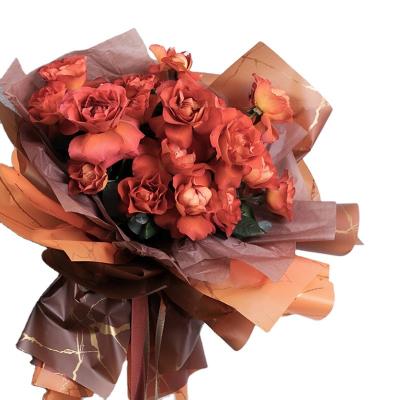 China Hot Selling Flower Wrapping Paper Waterproof Matte Greaseproof Kraft Paper Roll Flower Wrapping Bouquet for sale