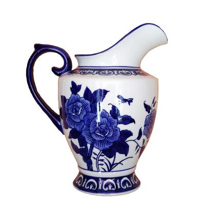 China Chinese Blue and White Ceramic Wall Mounted Ware Vases Ceramic Wall Hanging Flower Vase for sale