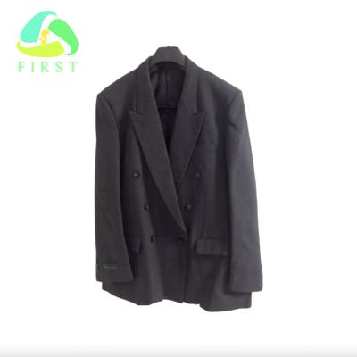 China Newest Style / Fashion Mens Wholesale Cheapest Sleeveless Suit Used for sale