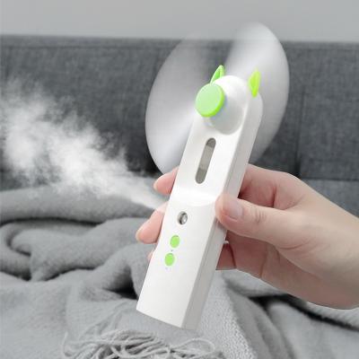 China DEEPLY CLEANING 2 in 1 Outdoor Electric USB Rechargeable Fan Water Jet Air Conditioner Cooling Humidifier for sale