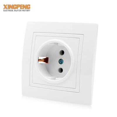 China Convenient Plastic Cover Y Series Best Safety Competitive Price Safety Design 2 Terminal 16 Amp Wall Outlet Switches Euro for sale