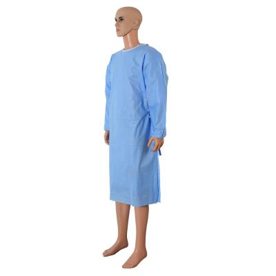 China Los vestidos quirúrgicos disponibles estéril cubren visten la ISO de una pieza del Ppe de la tela del hospital en venta