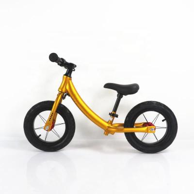 China New Fashion Aluminum Alloy 2021 Hot Sale Children's Popular Aluminum Alloy Kids Balance Bike for sale