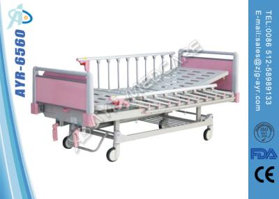 China Two Functions Manual Pediatric Medical Hospital Bed For Children for sale