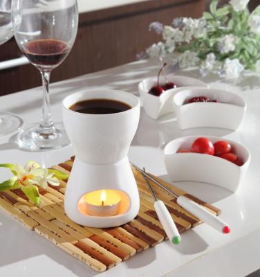 China Sustainable 120ml porcelain white chocolate fondue set with forks and candles for sale