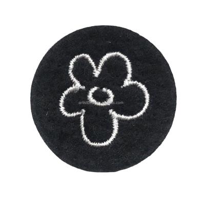 China Embroidered Custom Design Embroidered Felt Patch for sale