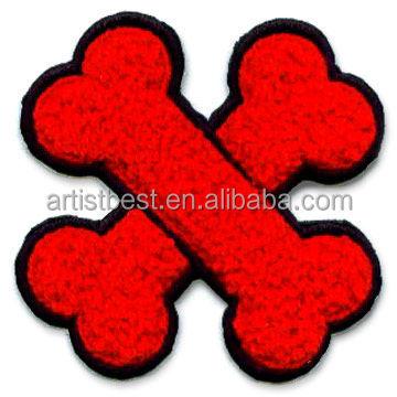 China OEM Design Embroidery Chenille Letter P Embroidered Greek Patch For Letter Jacket for sale