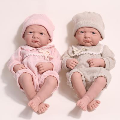 China 2020 New Bebe Reborn Dolls For Baby Changeable Dress 14inch Silicone Reproduction Reborn Baby Doll for sale