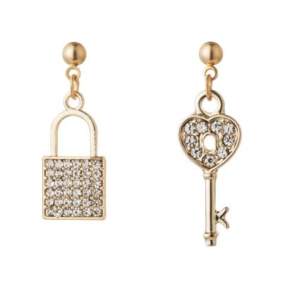 China Lock Key Style New Diamond Asymmetric Lock Key Earrings With Fashionable Style Studs Exquisite Heart Shaped Earrings for sale