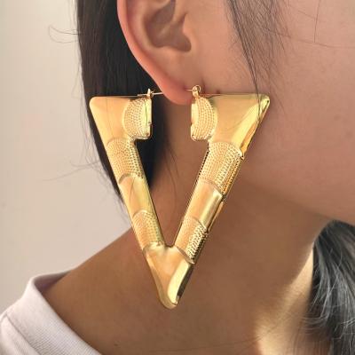 China Fashion Alloy Metal Punk Creative Gold Plated Pointed Earrings For Women Jewelry V-Shaped Dangle Earrings for sale