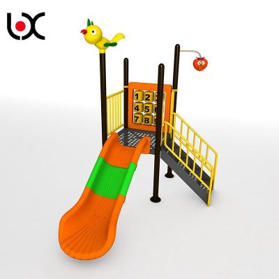 China LLDPE/HDPE que cubre la diapositiva plástica del túnel para los niños en venta