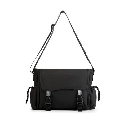 China New Fashion Large Capacity Men Shoulder Bags Leisure Casual Messenger Bags Nylon Cross - Body Bags for sale