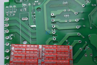 Chine PCB de cuivre lourd à courant élevé avec masque de soudure rouge pour carte de contrôle d'avion modèle à vendre