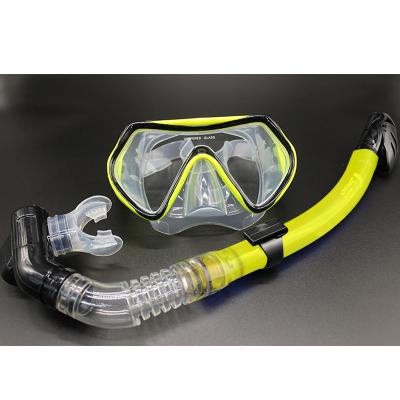 China Diving equipment waterproof diving mirror. Snorkeling equipment with breathing tubes. silicone material for sale