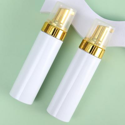 Chine Bouteille écumante de empaquetage cosmétique en plastique 50ml 100ml 120ml de savon de main d'ANIMAL FAMILIER à vendre