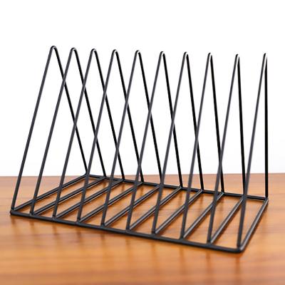 China Simple European and American style triangle 9-slot metal wire desktop organizer,Home storage for sale