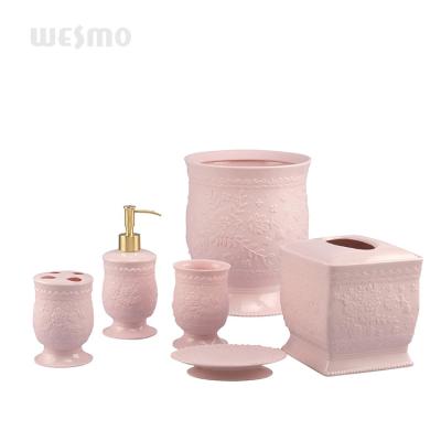 China Sustainable set of porcelain bathroom accessories for sale