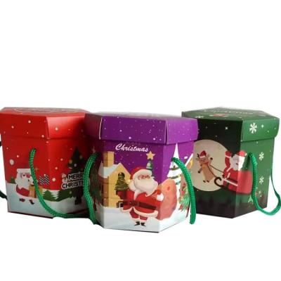 Cina 2022 Custom Christmas Packaging Gift Box Decorazioni natalizie uniche Scatole regalo in vendita