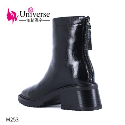 China Fashion M253 Breathable Winter Genuine Leather Square Heel Women Ankle Boots for sale