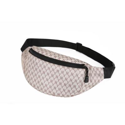 China Easy To Carry Pull Out Waist Bag Multifunctional Convenient Running Snack Bag Waist Bag for sale