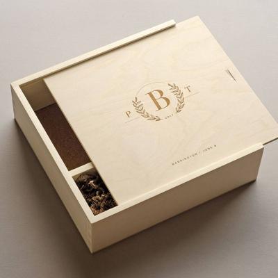 China Handmade Wholesale Custom Logo Design Factory Price Wooden Box For Wine Package for sale