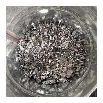 Chine Vanadium ferro du ferrovanadium 10-50mm d'alliage de Fev80 Fev50 Ferro à vendre