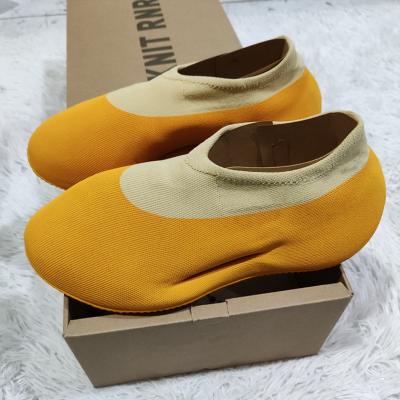 China Fashion\comfortable newcomer 2021\durable\breathable\lit Yeezy knit RNR design winter slippers bread sock shoes man the latest for sale