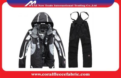 China Anti-UV Sportswear Mens Outdoor Jackets and Pants Winter Skiing / Snow Suits for sale