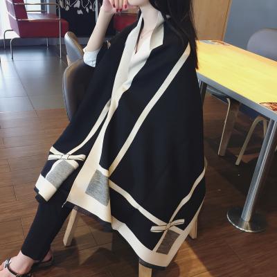 China Fashion Accessories Supplier Warm Good Winter Thick Scarves Button Oversized Infinity Neckline Lady Scarf for sale