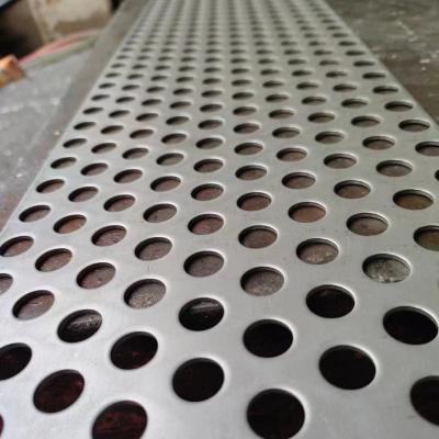 China 316L Edelstahl Perforationsblech Mikronloch Perforationsblech 316L zu verkaufen