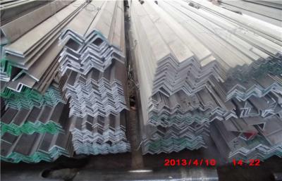 China Winkel-Stange 30*30*3 des Edelstahl-Sus304 bis 200*200*12mm 6M Length zu verkaufen