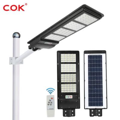 China Garden Lights Price Ip65 Pole All In One For Sale 2021 120W Powered Solar Integrated Street Light for sale