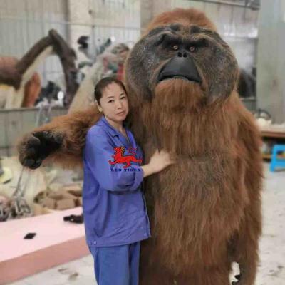 Cina Costume da gorilla per adulti Costume da gorilla realistico per parco a tema in vendita