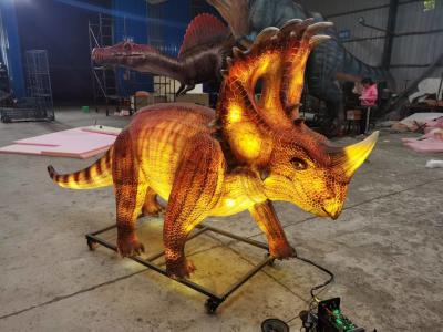 China Wasserdicht realistischer Animatronischer Dinosaurier Leuchtende Laterne Dinosaurier Sinoceratops zu verkaufen