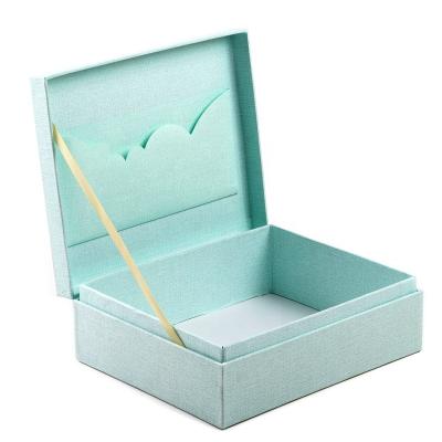 China Handmade Luxury Customized Packaging Boxes Custom Logo Fashion Rigid Cardboard Invitation Gift Box With Ribbon Closure for sale