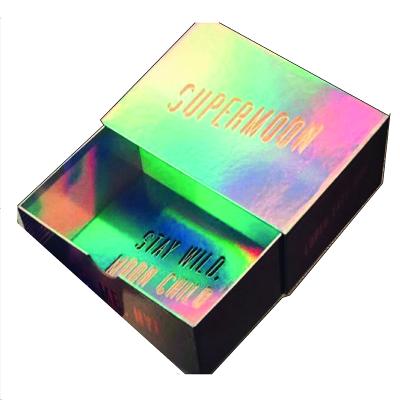 China Recyclable Customize Print In Silver Holographic Aluminum Foil Corrugated Color Mailer Gift Box for sale