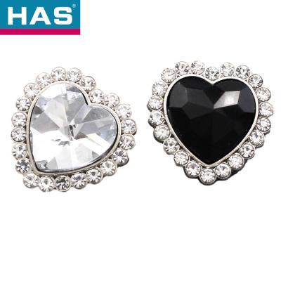 China Exquisite Crystal Heart Buttons 14 / 18 / 21 / 28mm Black Crystal Buttons for sale