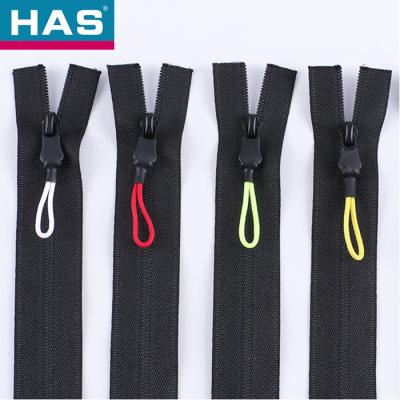 China 12 Inch Nylon Zippers Auto Lock Water Resistant Nylon Zip Closed End for sale