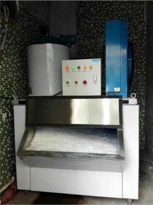 Chine Le PLC commandent la structure compacte d'écran tactile de machine de Flaker de glace 1 tonne 5 tonnes à vendre