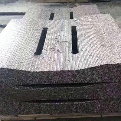 China Traditional Cheap Wholesale G664 Bainbrook Red Granite Slabs for sale