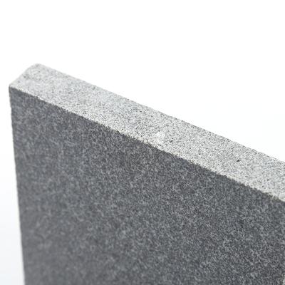 China Price Stonemark's Traditional Favorable Black Gray Granite Mist Black Granite with Gray Veins for sale