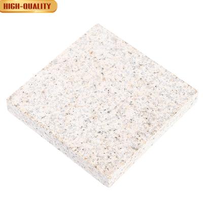 China Traditional Yellow Bullnose Sandstone Swimming Pool Border Granite Tile for sale