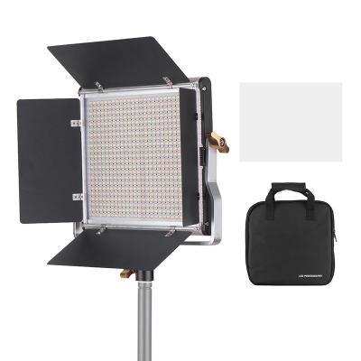 China Andoer Professional Bicolor LED Panel 3200-5600K CRI 85+ Video Light Bicolor Adjustable Color Tempurate for sale